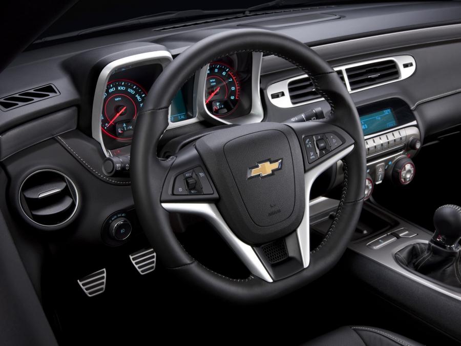  Chevrolet Camaro 1LE Concept 2011 года  (фото 17 из 19)